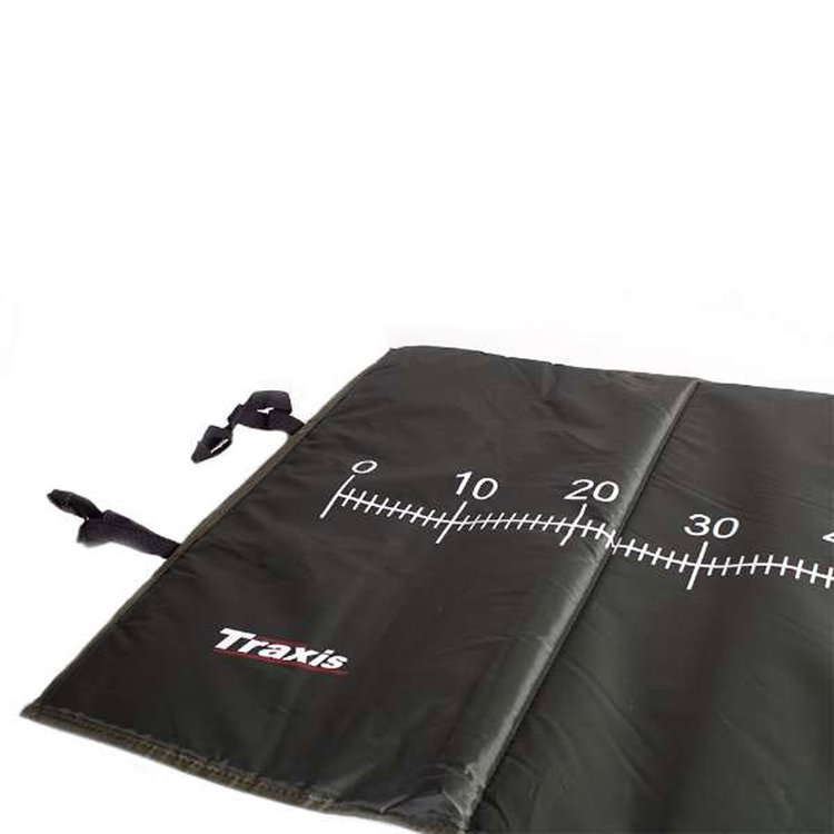 Карп дюшек с метър Traxis Basic Unhooking Mat DT9355