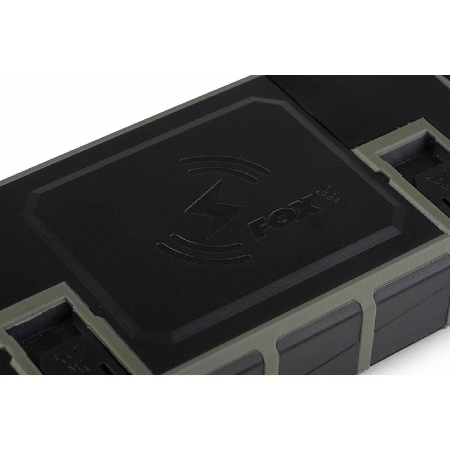 Външна батерия FOX Halo Wireless Power 27K CEI211