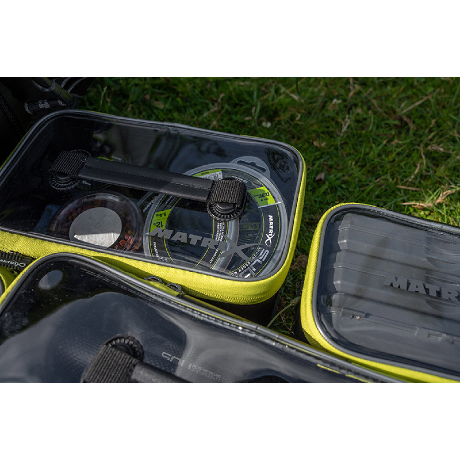 Чанта за аксесоари Matrix Large EVА Case 180 GLU165
