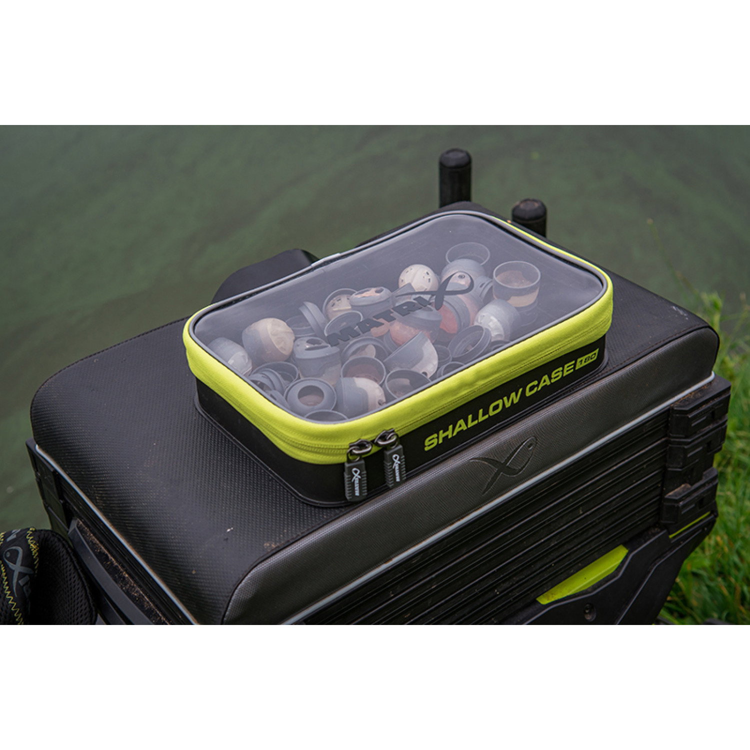 Чанта за аксесоари Matrix Shallow EVA Case 180 GLU164