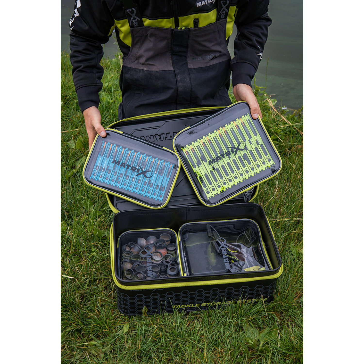 Чанта за аксесоари Matrix Shallow EVA Case 180 GLU164