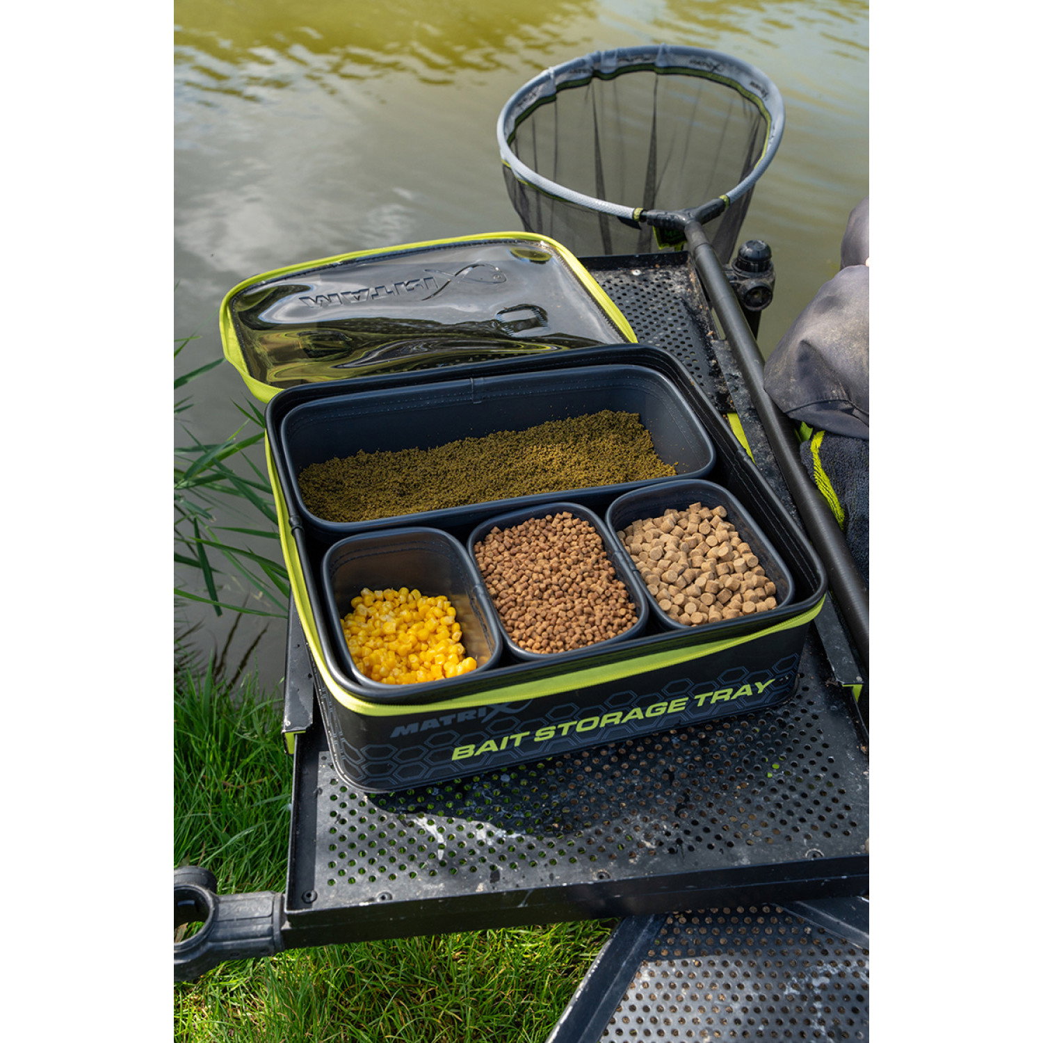 Чанта с кутии за стръв Matrix EVA Bait Storage Tray GLU171