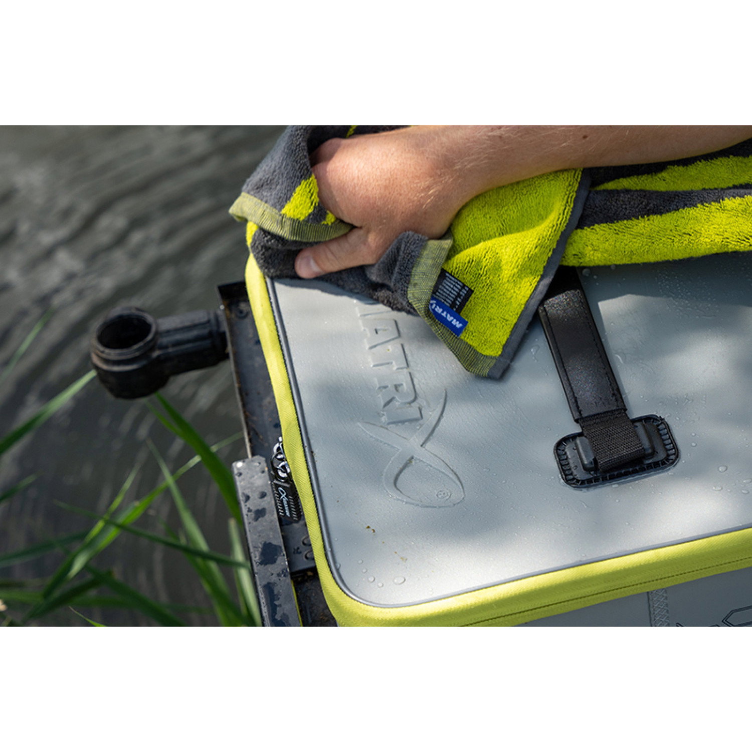 Хладилна чанта за стръв с кутии Matrix EVA Bait Cooler Tray GLU172