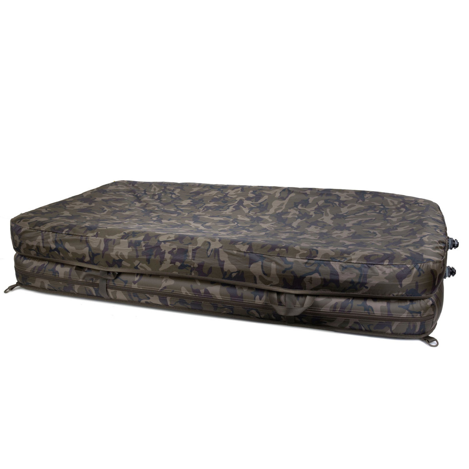 Надуваем дюшек Fox Carpmaster Air Mat CCC045
