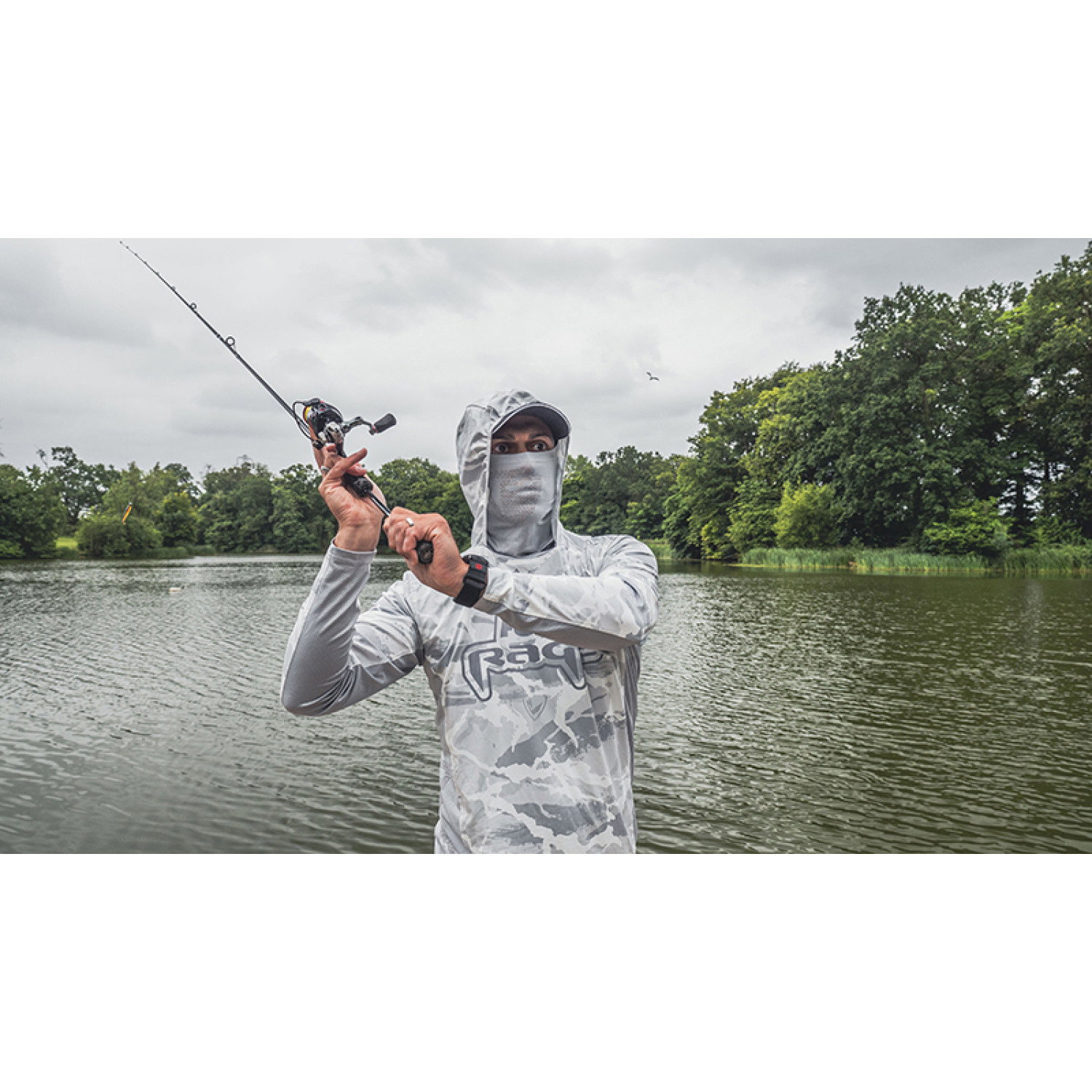 Слънцезащитна блуза Fox Rage UV Hooded Light Cam Top NPR607
