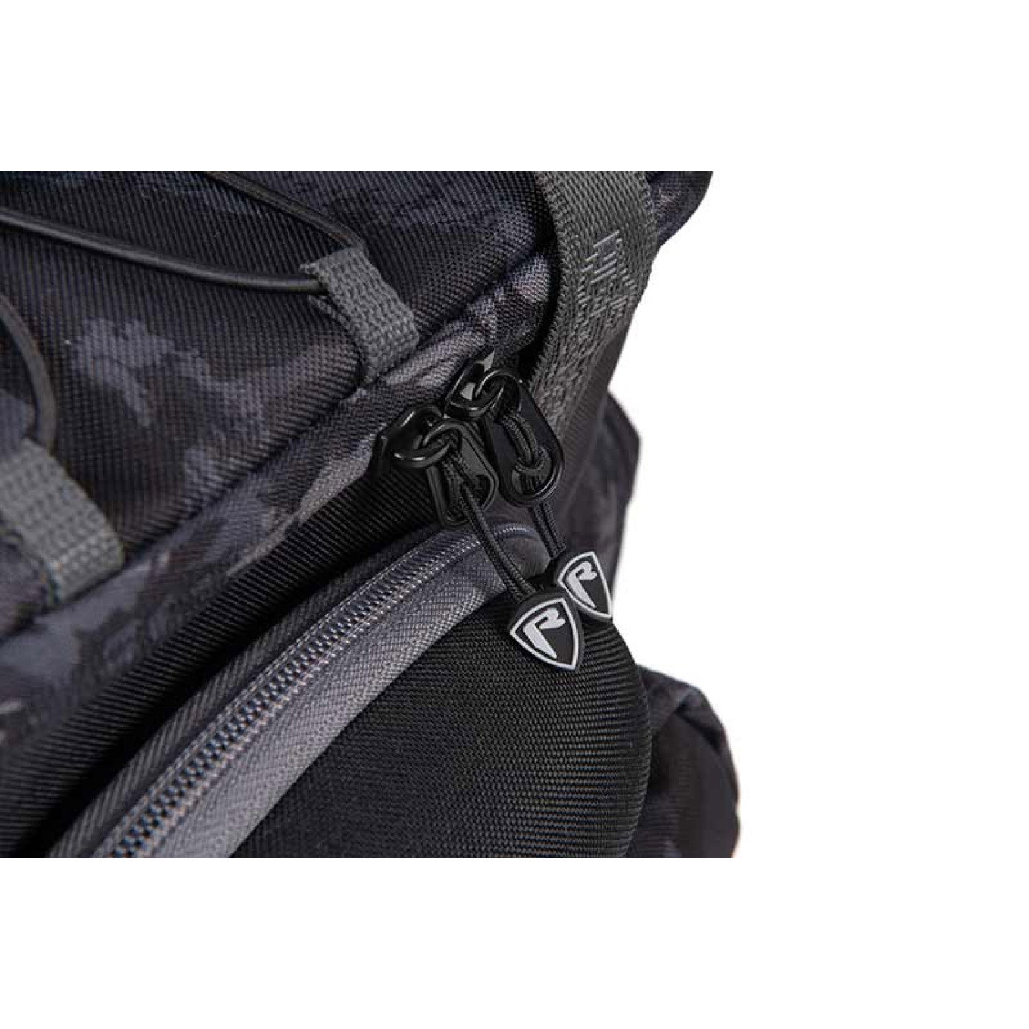 Чанта Fox Rage Voyager Camo Tackle Bag NLU151